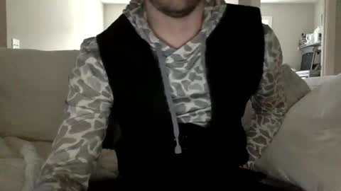 Snapshot of andees222 chatting on December 31, 4:25 pm Andees222 online show from December 31, 4:25 pm