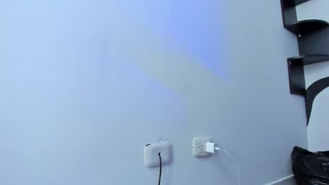 Snapshot of anders_x chatting on September 11, 12:20 am Andrs   -                   online show from September 11, 12:20 am