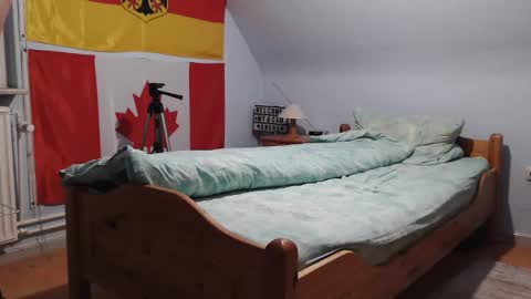 Snapshot of andre124231 chatting on January 25, 12:38 am Andre online show from January 25, 12:38 am