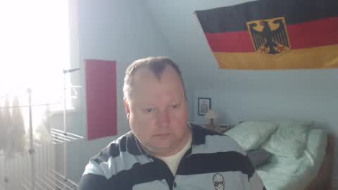 Snapshot of andre124231 chatting on September 26, 9:40 am Andre online show from September 26, 9:40 am