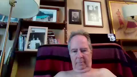 Snapshot of andre6045 chatting on October 19, 6:44 pm andre6045 online show from October 19, 6:44 pm