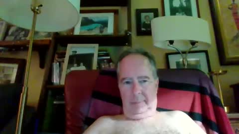 Snapshot of andre6045 chatting on October 13, 12:49 am andre6045 online show from October 13, 12:49 am