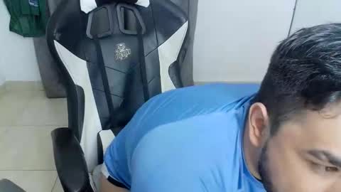 andres180950734 online show from March 9, 11:32 pm
