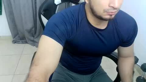 andres180950734 online show from February 12, 11:16 am