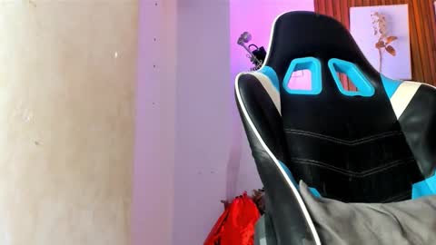 andres_belari online show from October 11, 4:00 pm