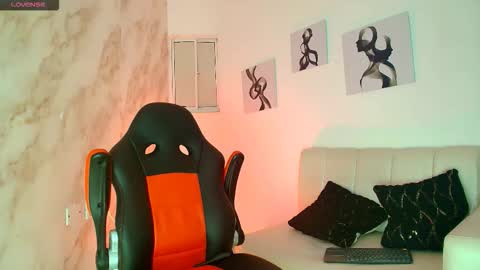 andres_stud online show from December 20, 6:53 am