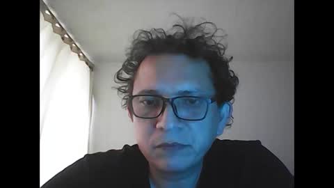 andresfloga online show from November 24, 4:30 pm