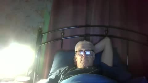 Andrew online show from June 6, 12:27 am