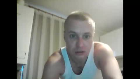 andrew3356577 online show from January 29, 7:04 am