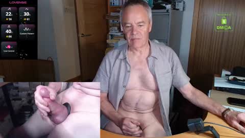 Snapshot of andrew_9999 chatting on September 28, 12:08 am Andrew online show from September 28, 12:08 am