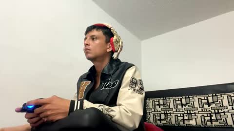 andrew online show from November 29, 6:59 am