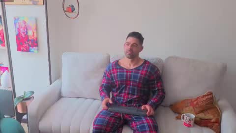 Andrew online show from March 28, 2:06 pm