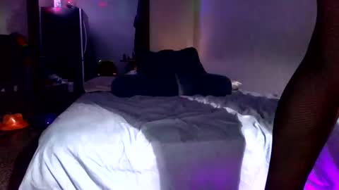 andrewgennie online show from September 12, 7:19 am