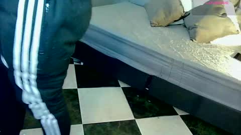      online show from January 31, 1:34 pm