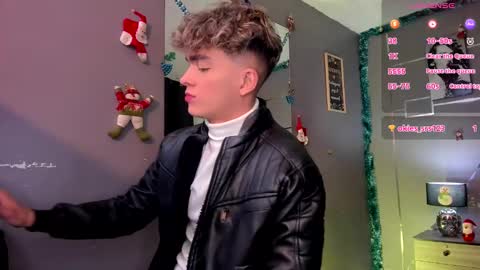      online show from December 13, 11:55 am