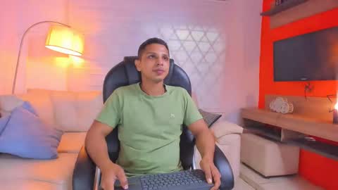 andy online show from November 1, 1:53 am