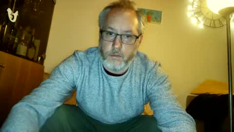 Andy online show from March 1, 6:21 pm