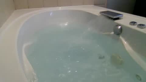 andywan94 online show from December 17, 11:06 am