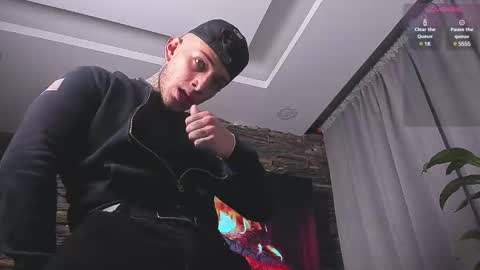 Snapshot of angeel_d035 chatting on February 13, 8:06 am Angel online show from February 13, 8:06 am