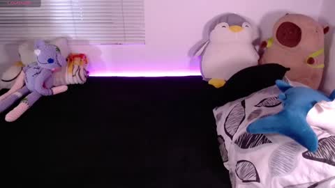 Angel   help me with 100 thumbs up online show from January 22, 8:38 pm