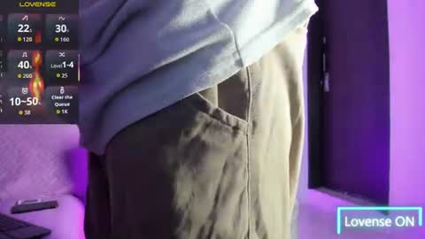 angel_kyrozz online show from June 18, 7:08 pm