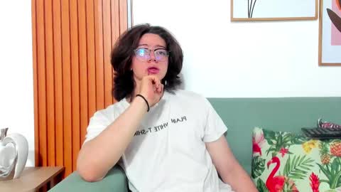 Angel Bennet online show from December 12, 3:54 am