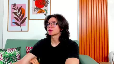 Angel Bennet online show from December 17, 3:17 am