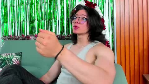 Angel Bennet online show from December 24, 3:49 am