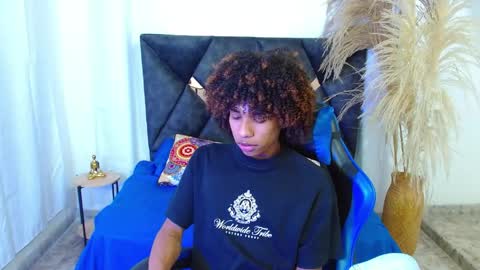 Angel online show from April 15, 9:04 pm