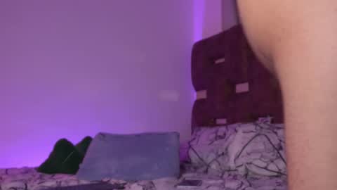 Snapshot of angelocute_ chatting on September 14, 5:42 am Angelo I work from home this is my room  online show from September 14, 5:42 am