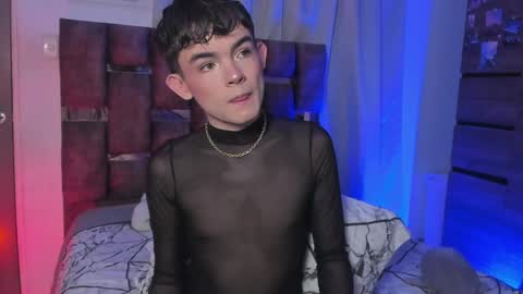 Snapshot of angelocute_ chatting on January 12, 10:45 am Angelo I work from home this is my room  online show from January 12, 10:45 am