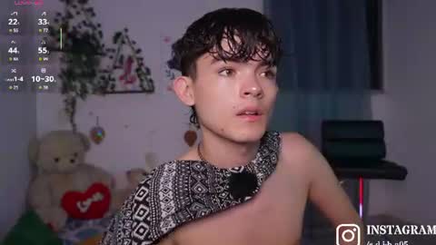 Angelo I work from home this is my room  online show from August 9, 4:40 am