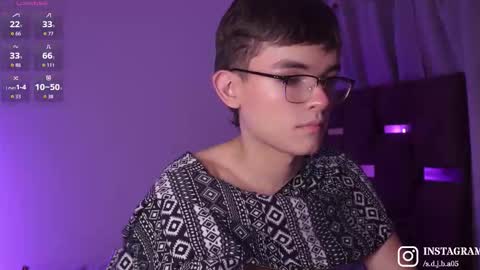Snapshot of angelocute_ chatting on September 10, 7:40 am Angelo I work from home this is my room  online show from September 10, 7:40 am