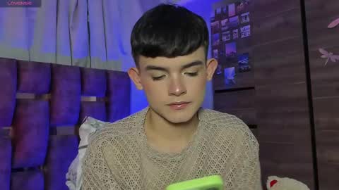 Snapshot of angelocute_ chatting on February 13, 5:48 am Angelo I work from home this is my room  online show from February 13, 5:48 am