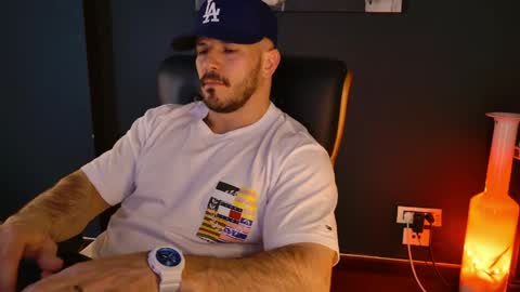 BlackWolf online show from April 1, 1:41 pm