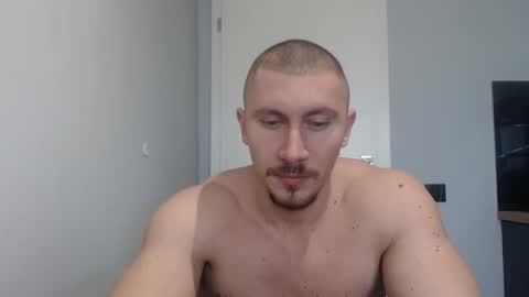 Snapshot of angelofit chatting on February 19, 1:06 pm  ------- SEX SHOW WITH GUYS AND GIRLS  MUSCLE SHOW online show from February 19, 1:06 pm