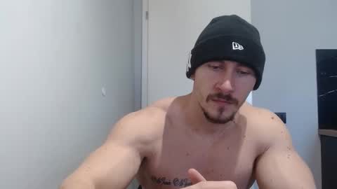 Snapshot of angelofit chatting on February 13, 10:02 am  ------- SEX SHOW WITH GUYS AND GIRLS  MUSCLE SHOW online show from February 13, 10:02 am