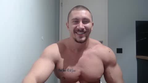 Snapshot of angelofit chatting on December 7, 6:37 pm  ------- SEX SHOW WITH GUYS AND GIRLS  MUSCLE SHOW online show from December 7, 6:37 pm