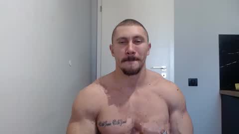 Snapshot of angelofit chatting on January 9, 10:31 am  ------- SEX SHOW WITH GUYS AND GIRLS  MUSCLE SHOW online show from January 9, 10:31 am