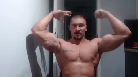 Snapshot of angelofit chatting on September 29, 6:26 pm  ------- SEX SHOW WITH GUYS AND GIRLS  MUSCLE SHOW online show from September 29, 6:26 pm