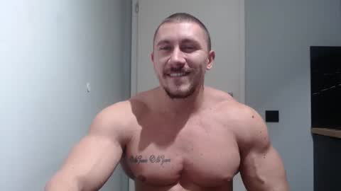 Snapshot of angelofit chatting on December 11, 11:54 pm  ------- SEX SHOW WITH GUYS AND GIRLS  MUSCLE SHOW online show from December 11, 11:54 pm