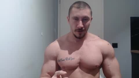 Snapshot of angelofit chatting on March 10, 5:50 pm  ------- SEX SHOW WITH GUYS AND GIRLS  MUSCLE SHOW online show from March 10, 5:50 pm
