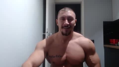 Snapshot of angelofit chatting on October 16, 7:11 pm  ------- SEX SHOW WITH GUYS AND GIRLS  MUSCLE SHOW online show from October 16, 7:11 pm