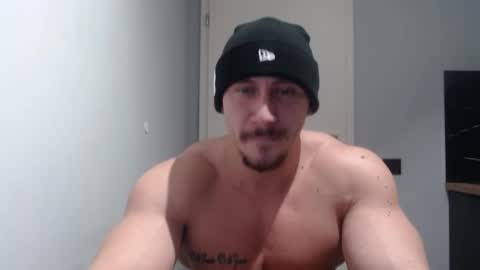 Snapshot of angelofit chatting on January 4, 7:13 pm  ------- SEX SHOW WITH GUYS AND GIRLS  MUSCLE SHOW online show from January 4, 7:13 pm