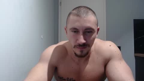Snapshot of angelofit chatting on February 6, 7:51 pm  ------- SEX SHOW WITH GUYS AND GIRLS  MUSCLE SHOW online show from February 6, 7:51 pm