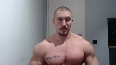 Snapshot of angelofit chatting on February 5, 3:31 pm  ------- SEX SHOW WITH GUYS AND GIRLS  MUSCLE SHOW online show from February 5, 3:31 pm