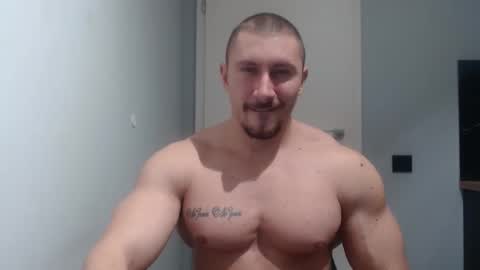Snapshot of angelofit chatting on February 28, 7:35 pm  ------- SEX SHOW WITH GUYS AND GIRLS  MUSCLE SHOW online show from February 28, 7:35 pm