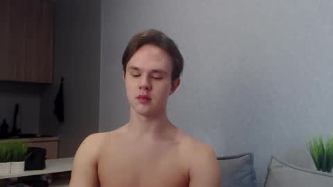 Angel online show from March 21, 10:41 am