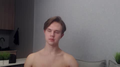 Angel online show from January 14, 5:06 pm