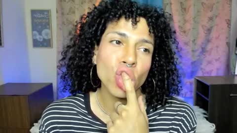 angelwhitte online show from December 22, 10:40 pm